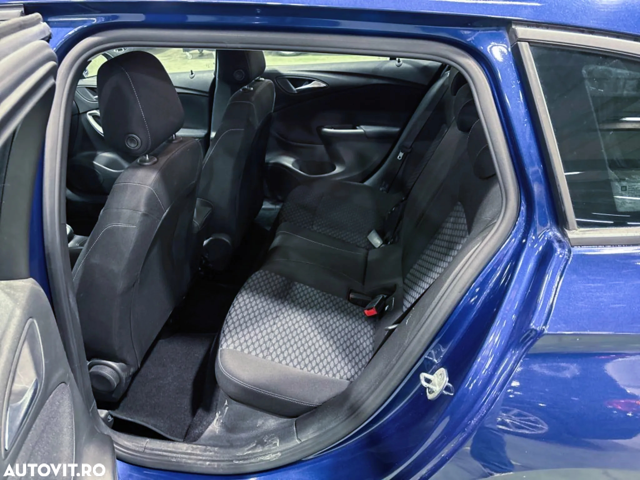 Opel Astra 1.5 D Start/Stop Automatik Edition - 6