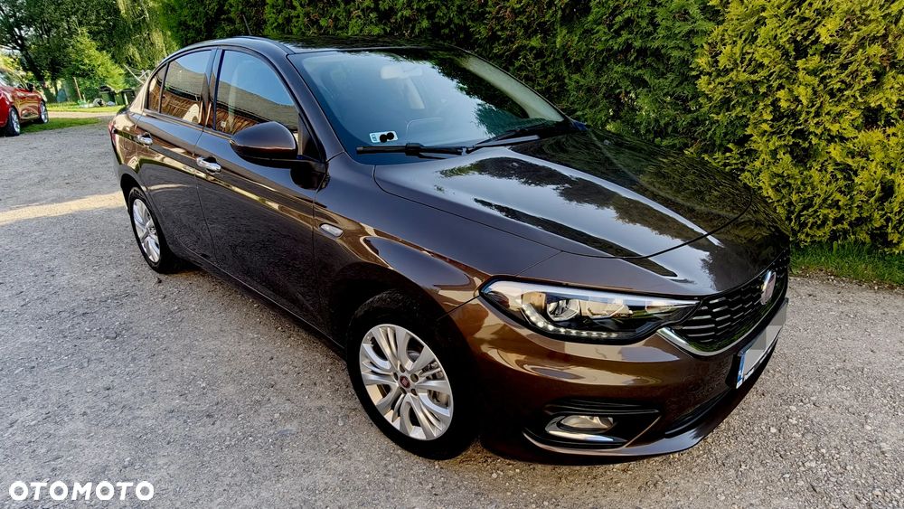 Fiat Tipo 1.4 16V Lounge EU6d - 8