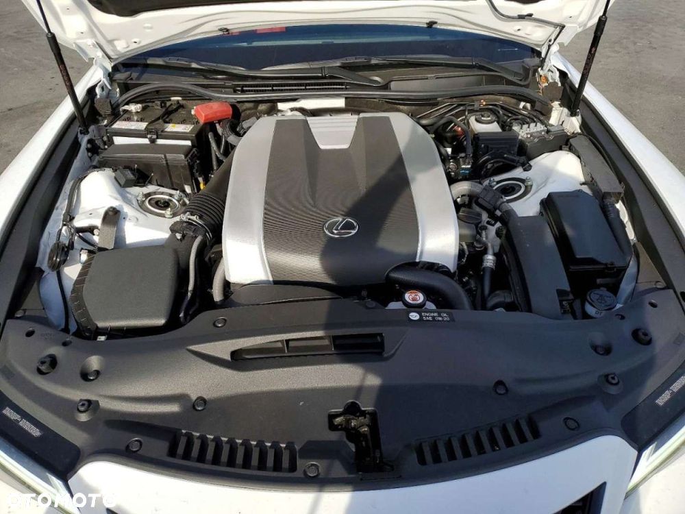 Lexus IS - 7