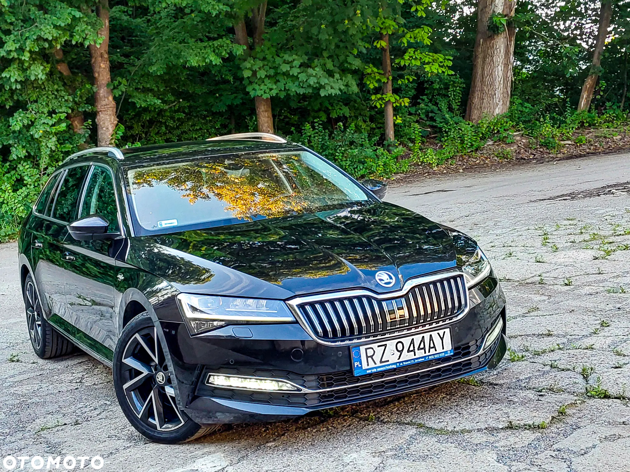 Skoda Superb 2.0 TDI SCR 4x4 L&K DSG - 2