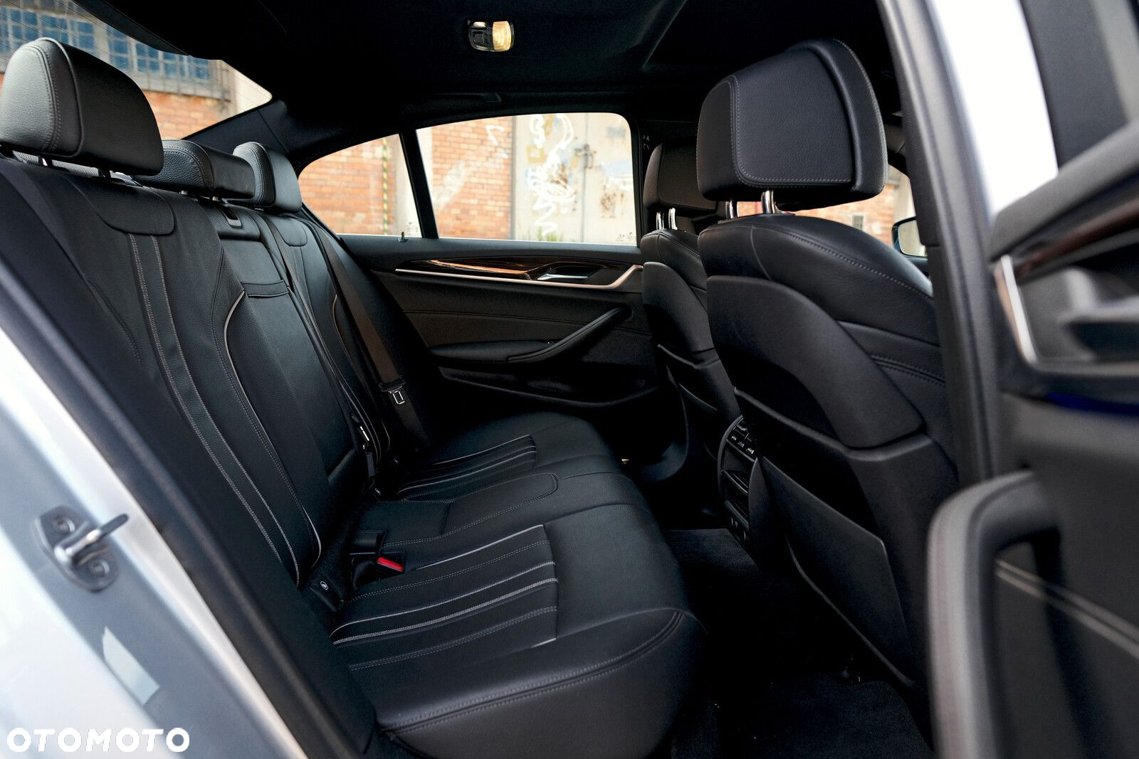 BMW Seria 5 - 32