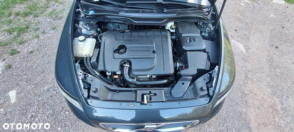 Volvo V50 1.6D Momentum - 37