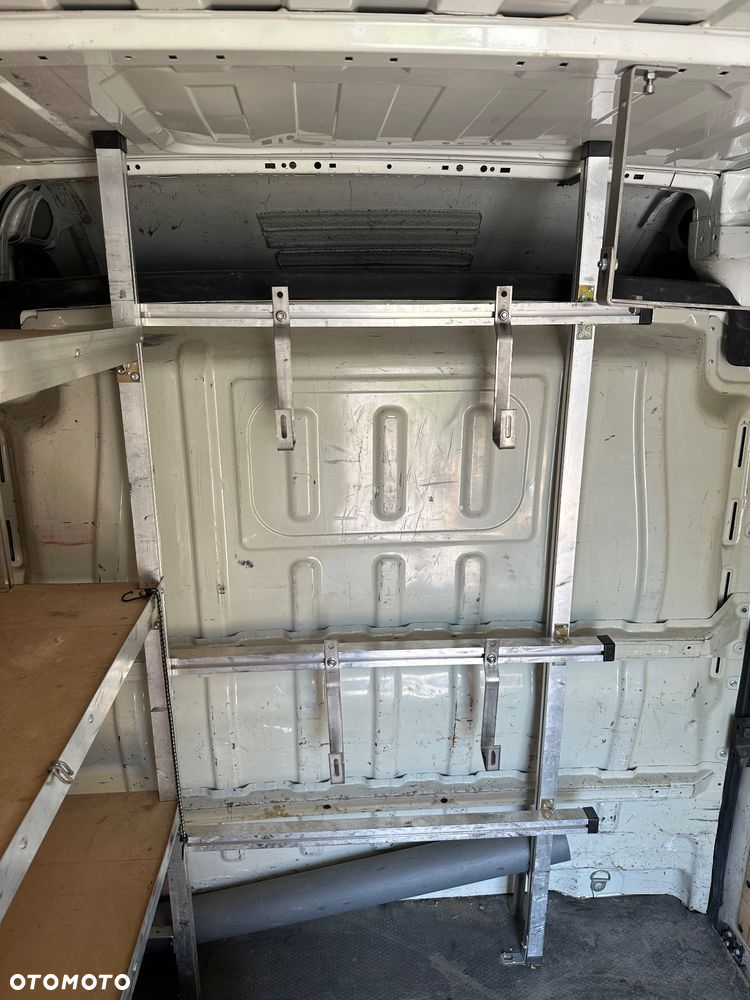 Peugeot Boxer 335 BlueHDi L3 - 18