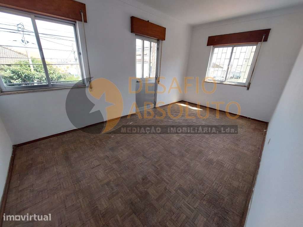 Andar de moradia, T4+ Sotão na Quinta do Conde - Grande imagem: 2/29