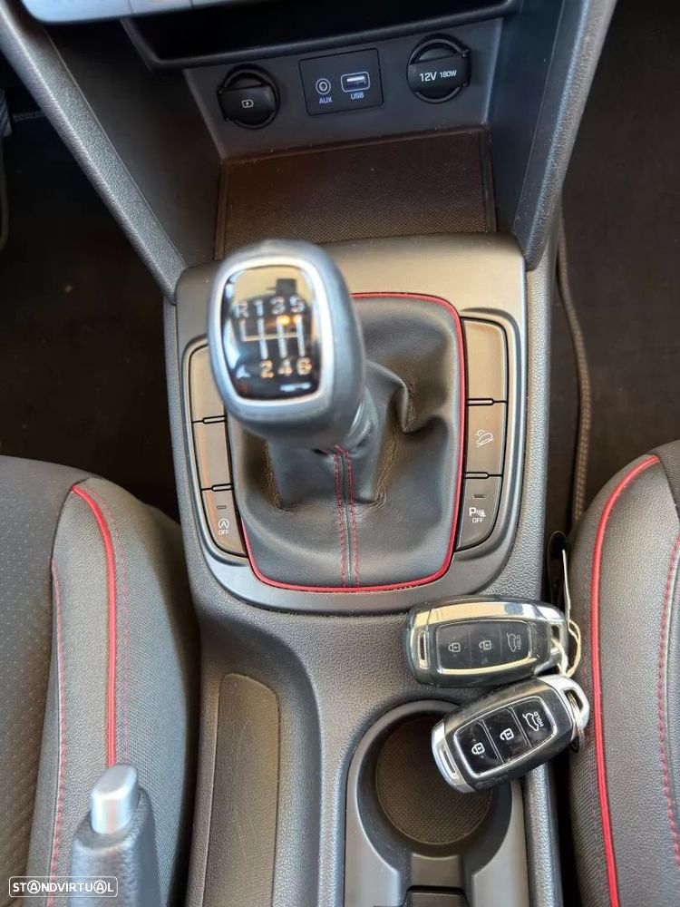 Hyundai Kauai 1.0 T-GDi Premium Pele/Tec.Vermelho - 13
