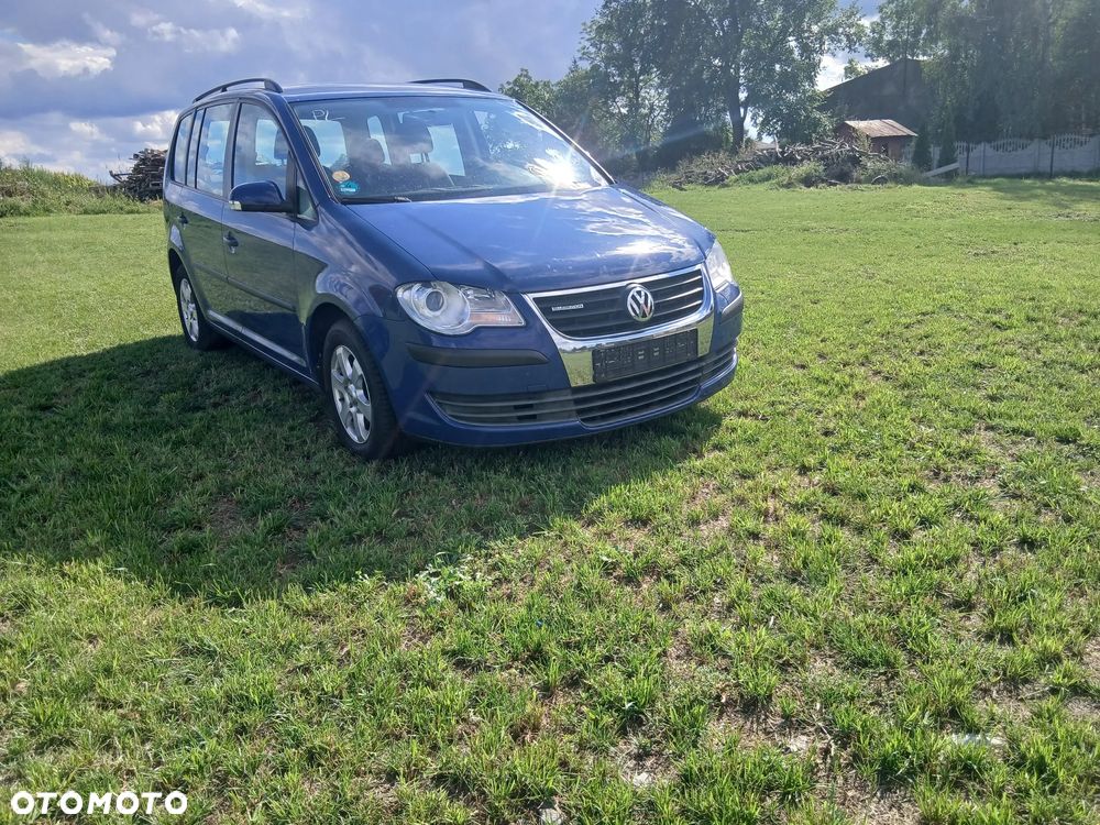 Volkswagen Touran 1.9 TDI Conceptline - 9