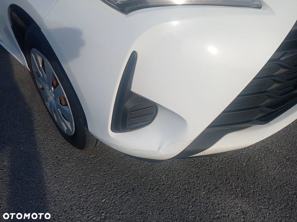 Toyota Yaris - 9