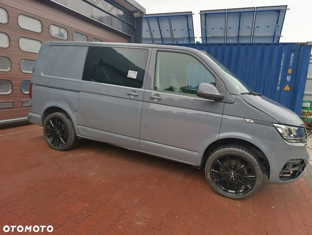 Volkswagen Transporter - 2