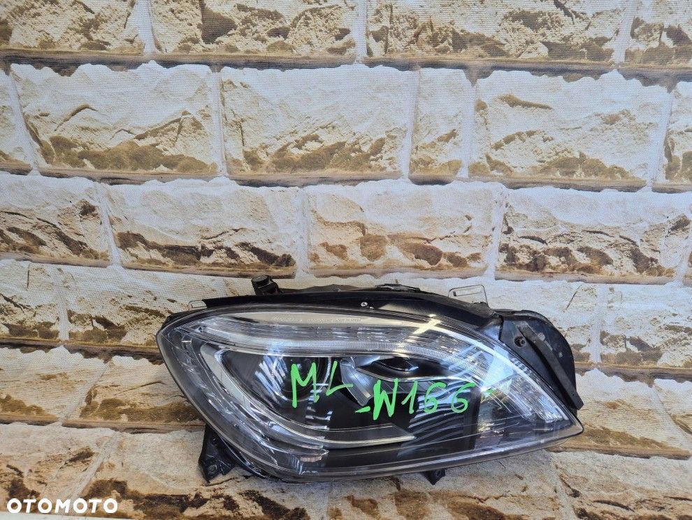 Reflektor Przód strona prawa Mercedes-Benz ML W166 xenon skrętny z led ils - 2