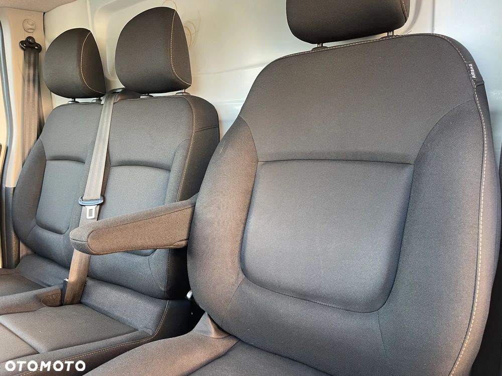 Renault Trafic Warsztat Sortimo - 26