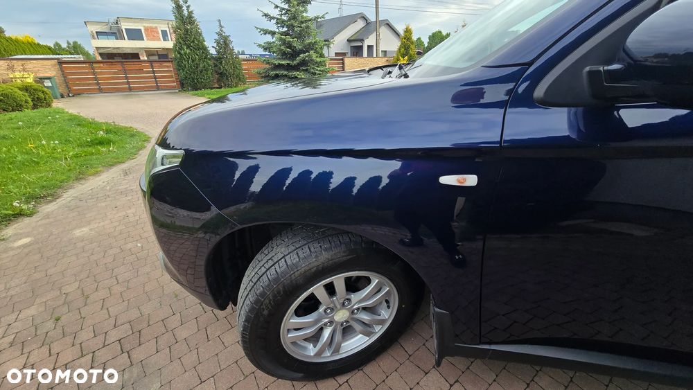 Mitsubishi Outlander - 26