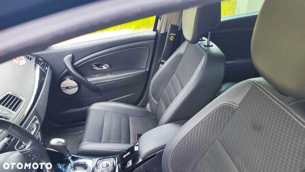 Renault Megane dCi 110 FAP EDC Bose Edition - 27