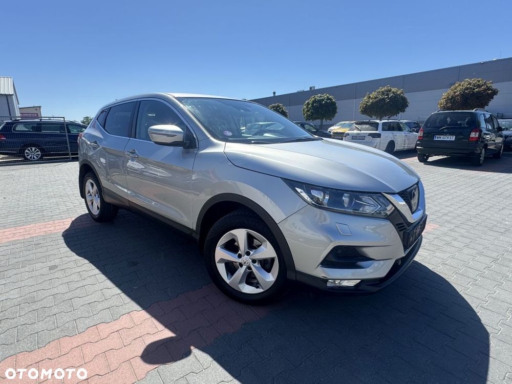 Nissan Qashqai 1.2 DIG-T N-Connecta EU6 - 2