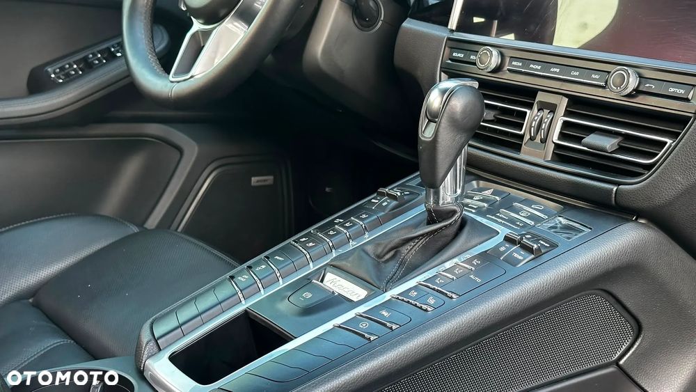 Porsche Macan S PDK - 29