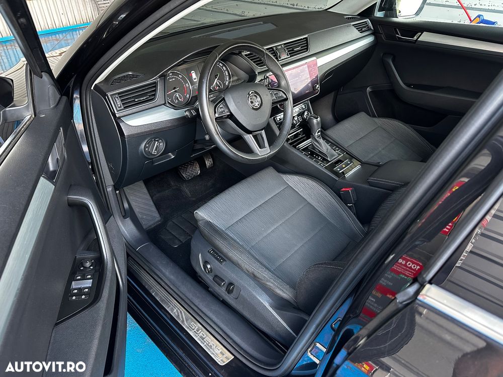 Skoda Superb 1.6 TDI DSG Ambition - 32