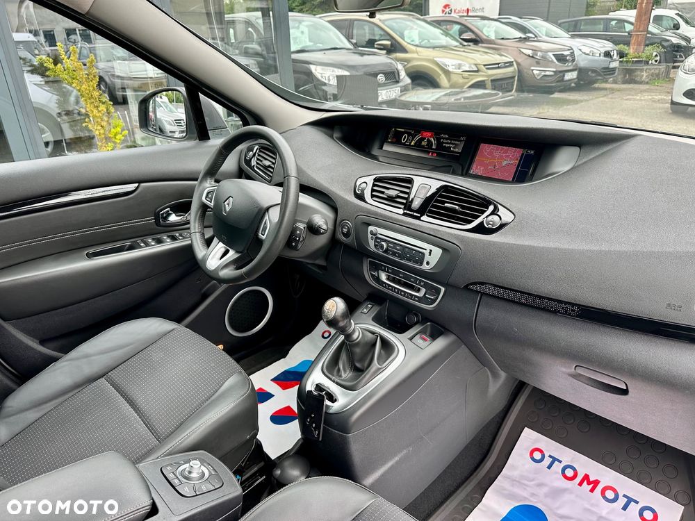 Renault Scenic TCe 130 Bose Edition - 18