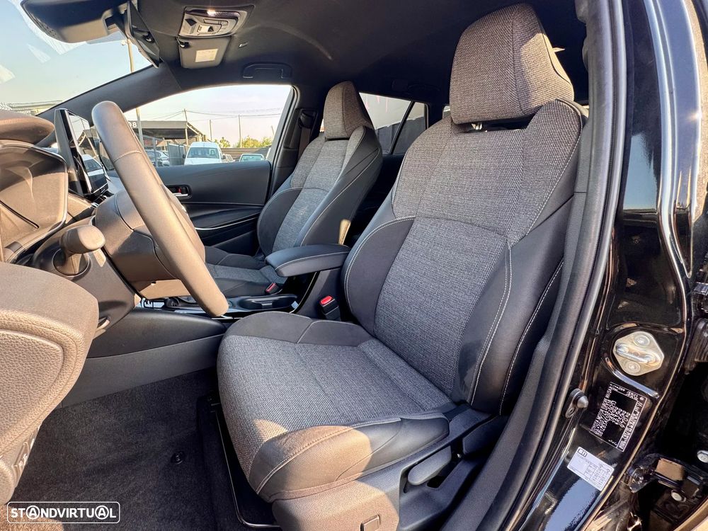 Toyota Corolla Touring Sports 1.8 Hybrid Comfort Plus - 17