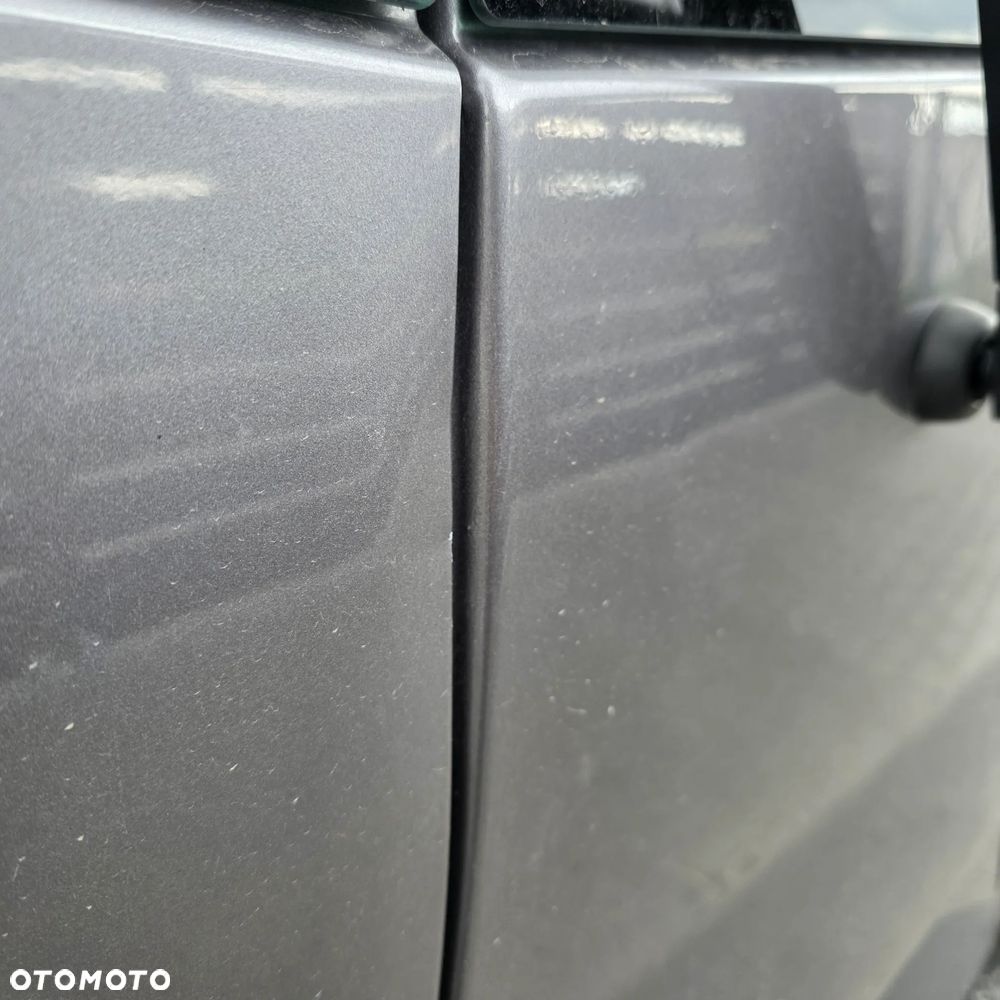 Renault Trafic 2.0 dCi EDC - 29