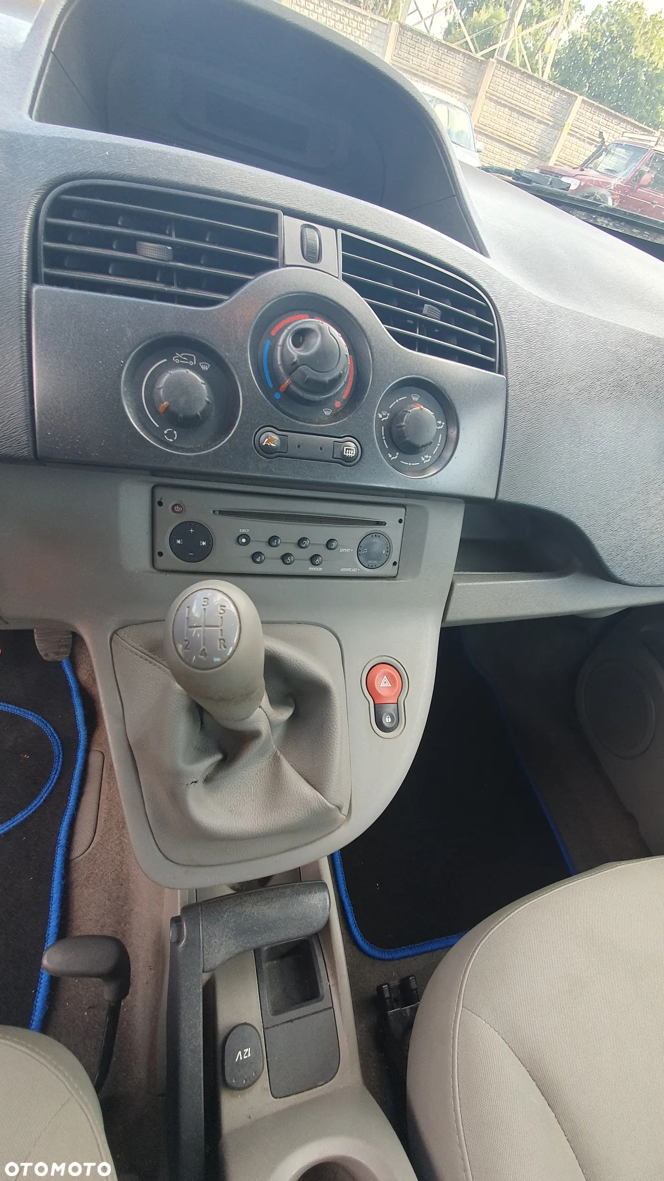 Renault Kangoo 1.6 8V Happy Family - 17