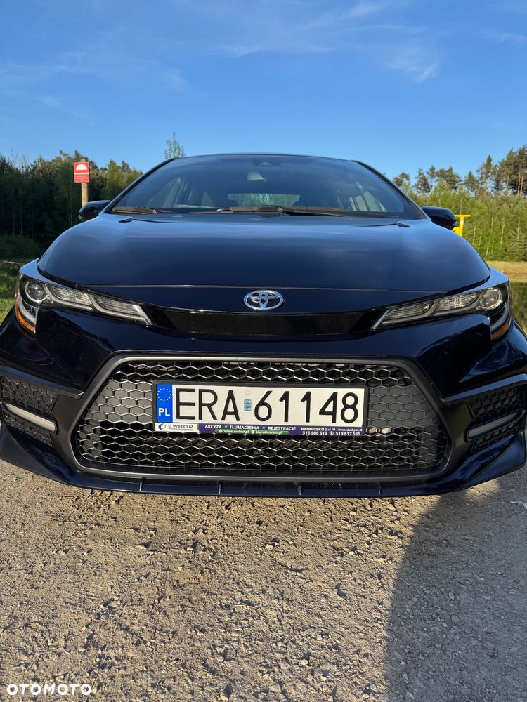 Toyota Corolla - 10