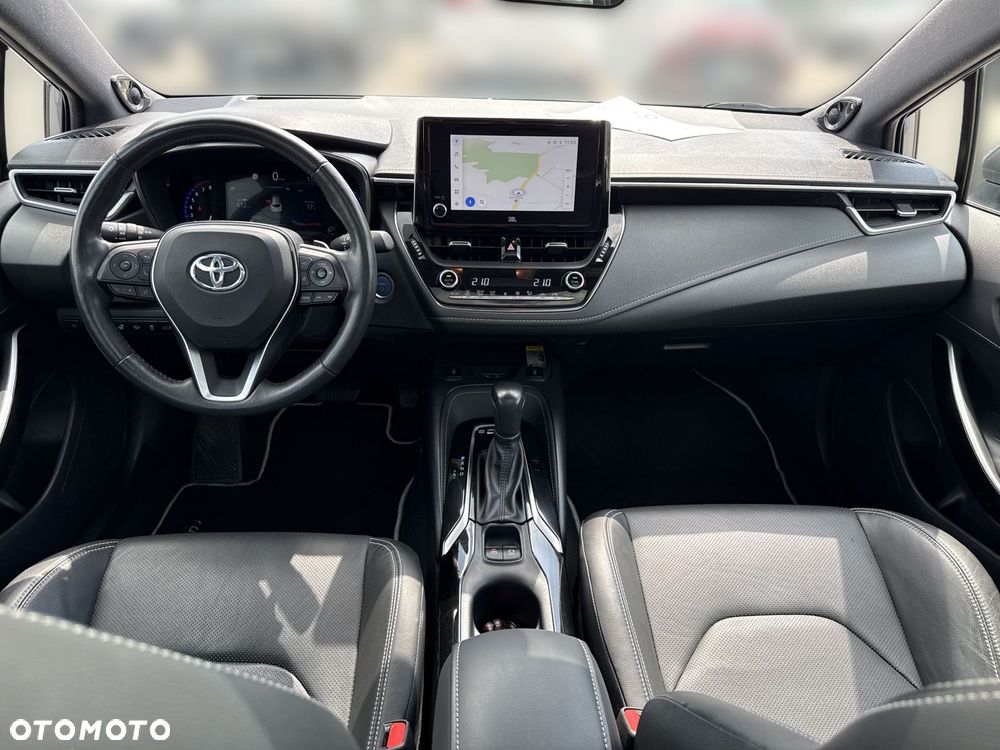 Toyota Corolla - 12