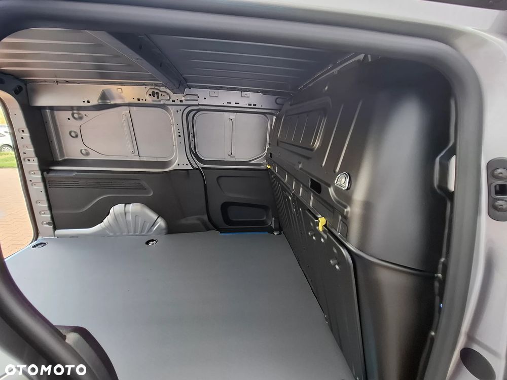 Toyota Proace City L2 1,5-l - 19