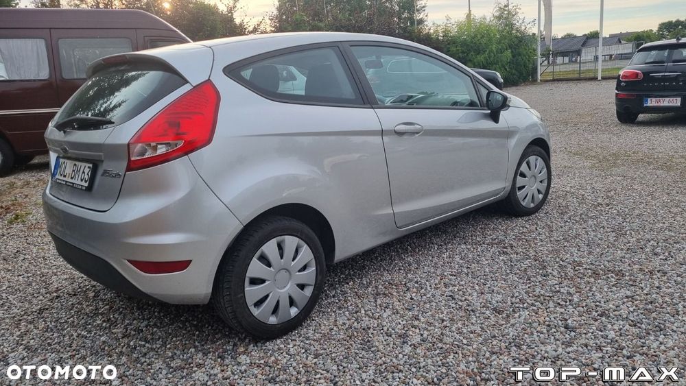 Ford Fiesta - 9