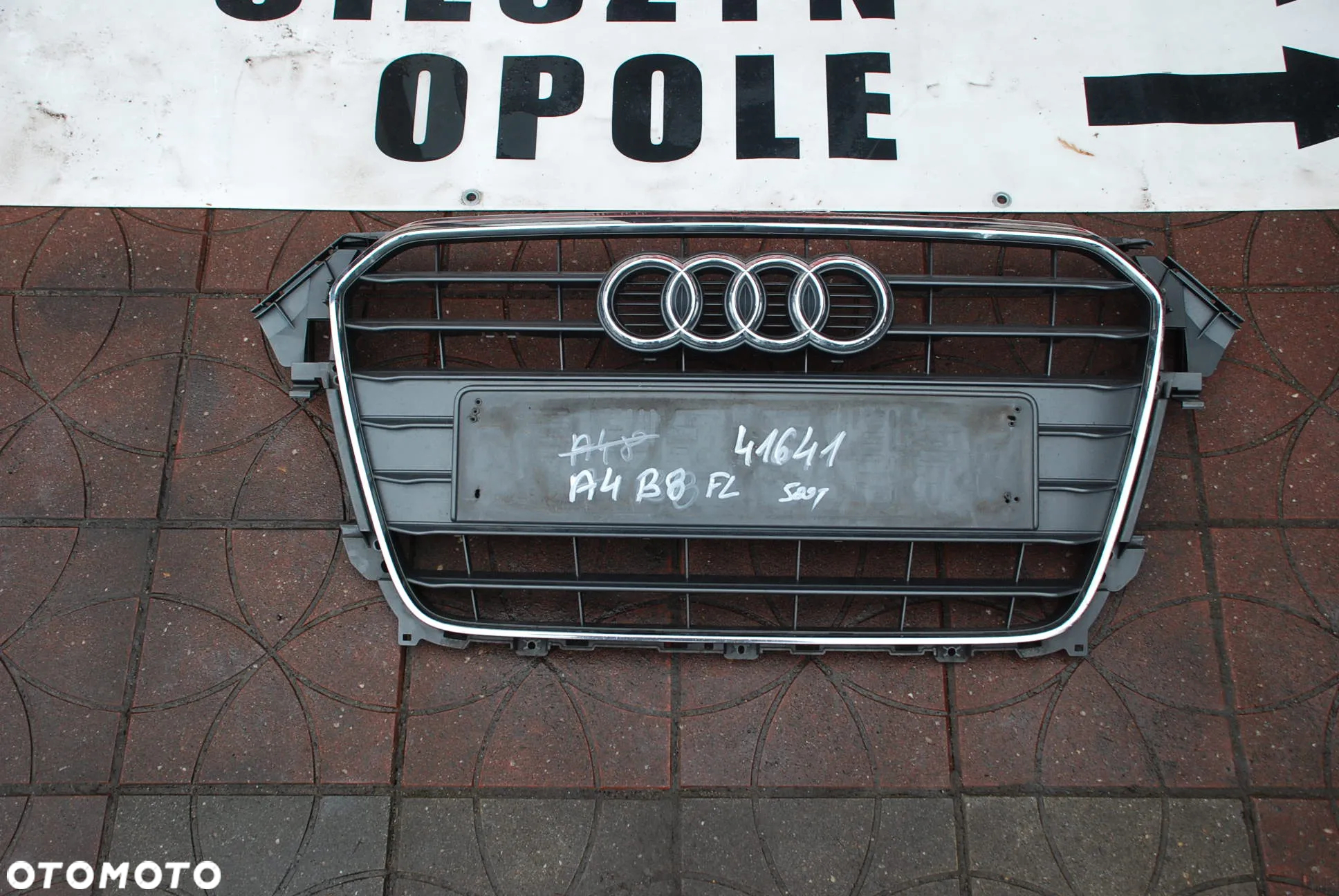 audi A4 B8 FL grill nr 41641 WYSYŁKA - 2