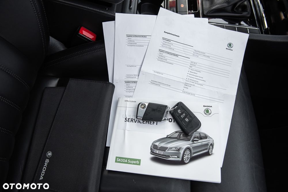 Skoda Superb 2.0 TDI 4x4 DSG Premium Edition - 38