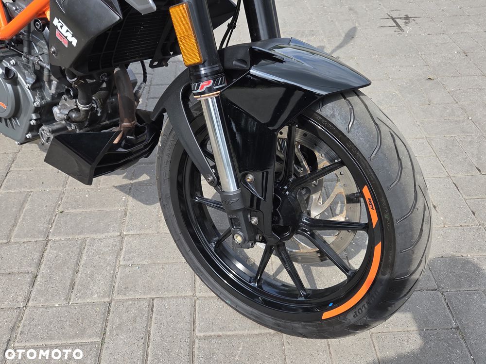 KTM Duke - 18