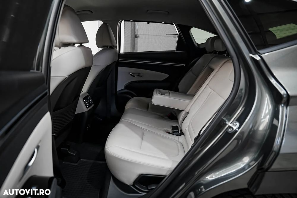 Hyundai Tucson - 8