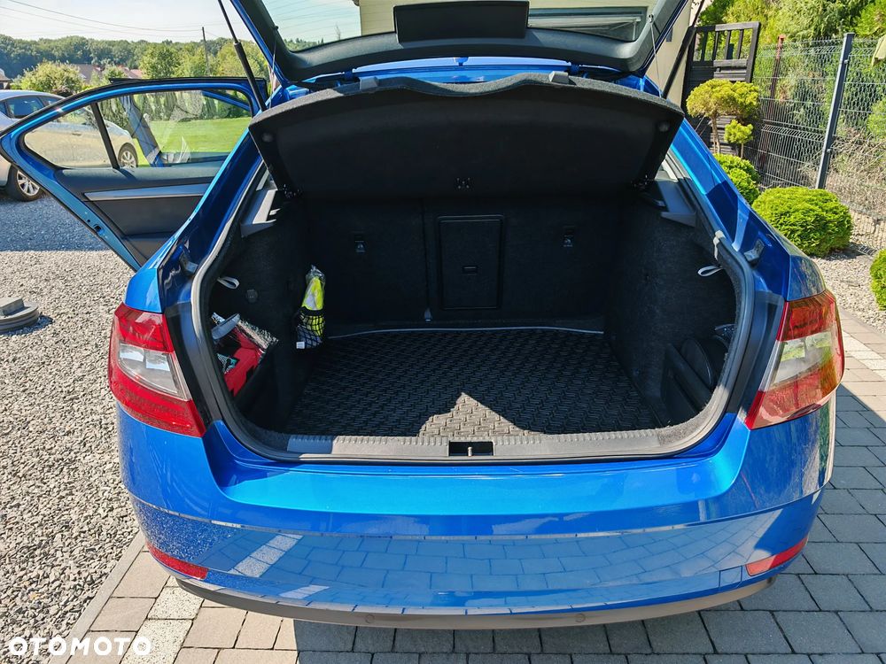 Skoda Octavia 2.0 TDI Style DSG - 7