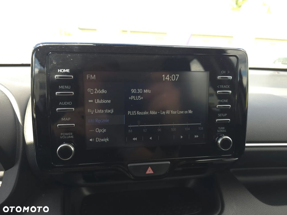 Toyota Yaris - 24