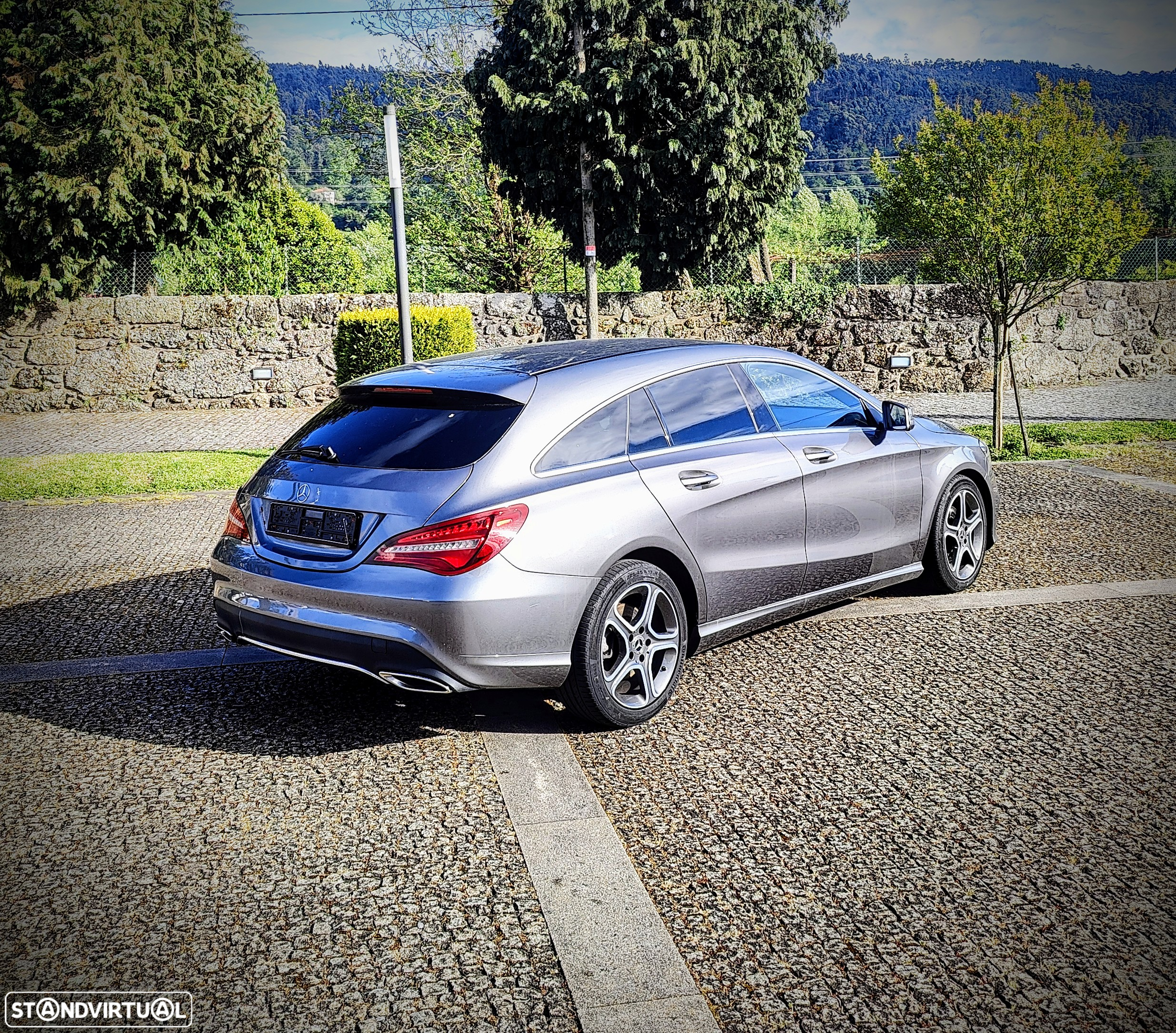 Mercedes-Benz CLA 180 d Shooting Brake Urban - 4