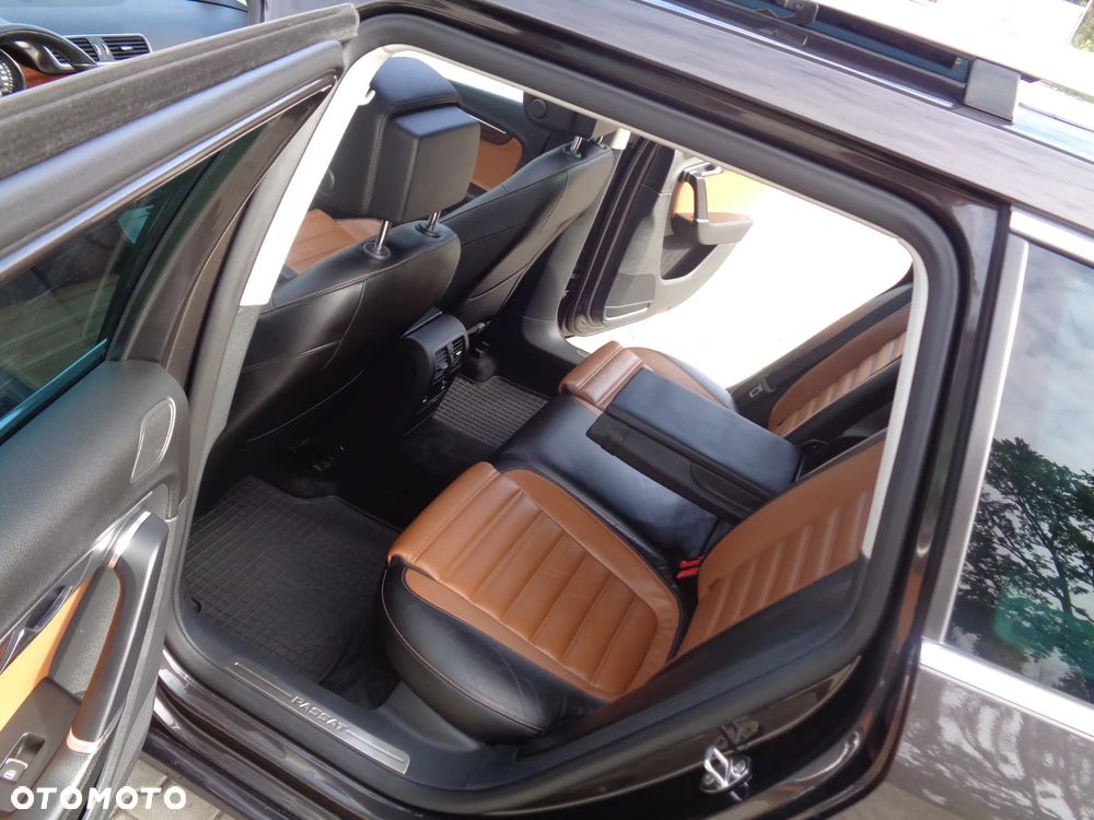 Volkswagen Passat 2.0 TDI DPF Highline - 5