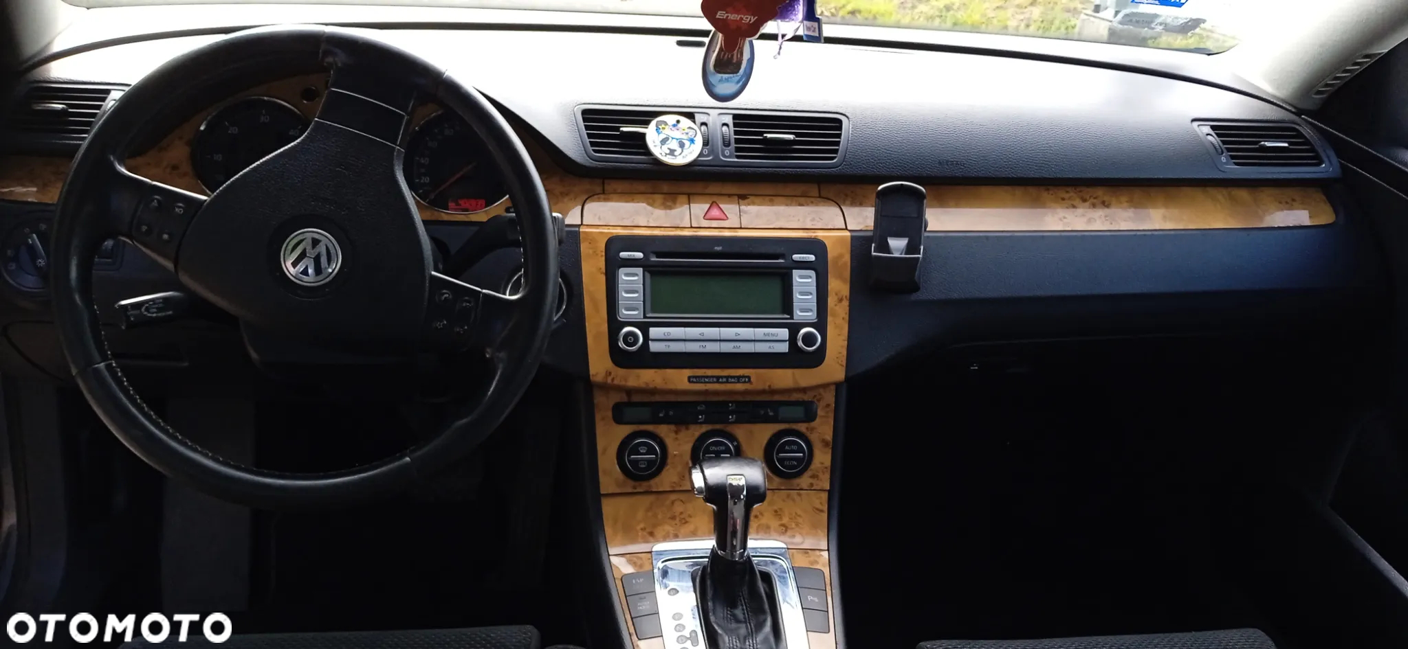 Volkswagen Passat 2.0 TDI Comfortline DSG - 9