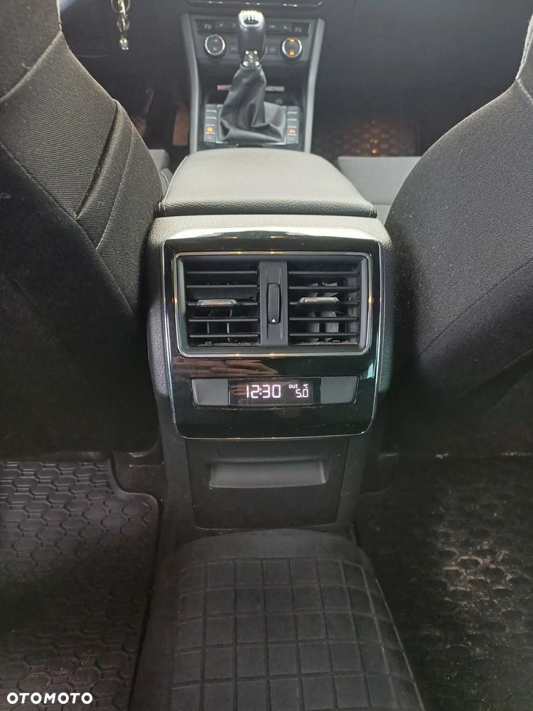 Skoda Superb - 27