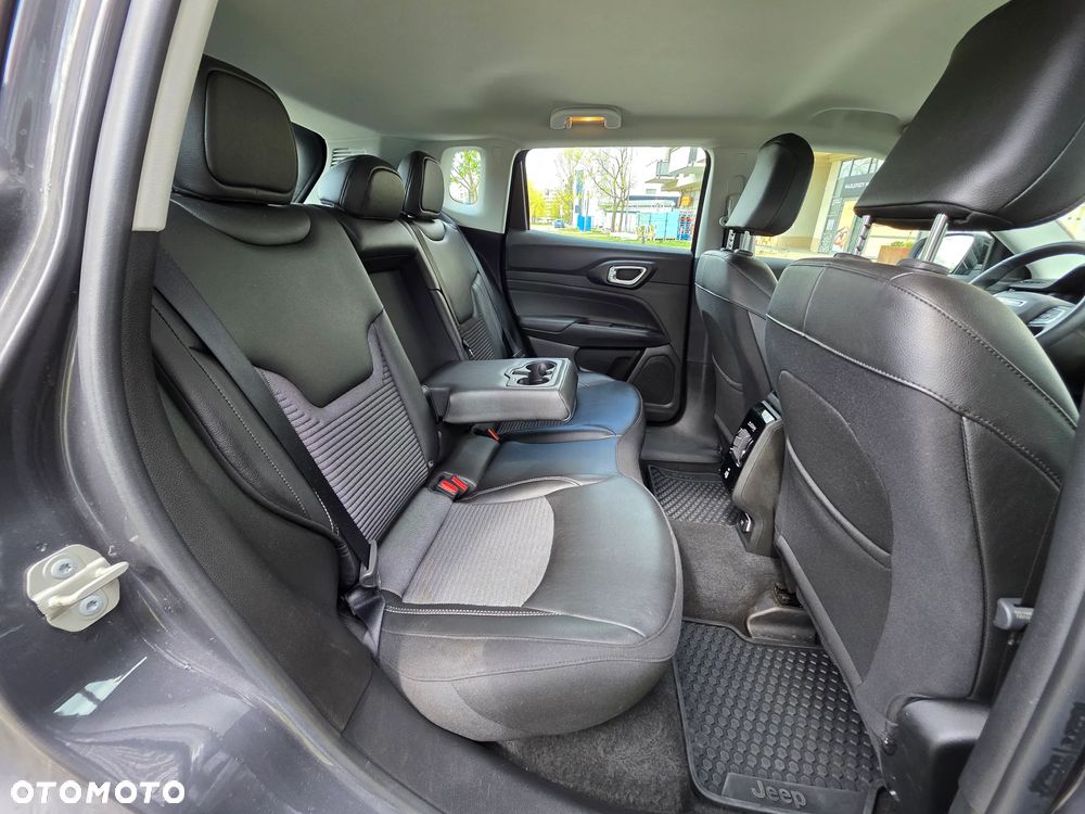 Jeep Compass 1.5 T4 mHEV Altitude Winter Edition FWD S&S DCT - 36