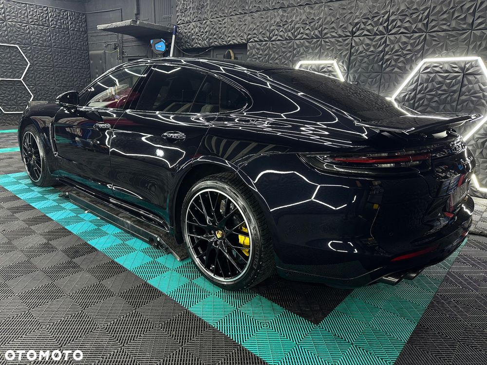 Porsche Panamera - 7