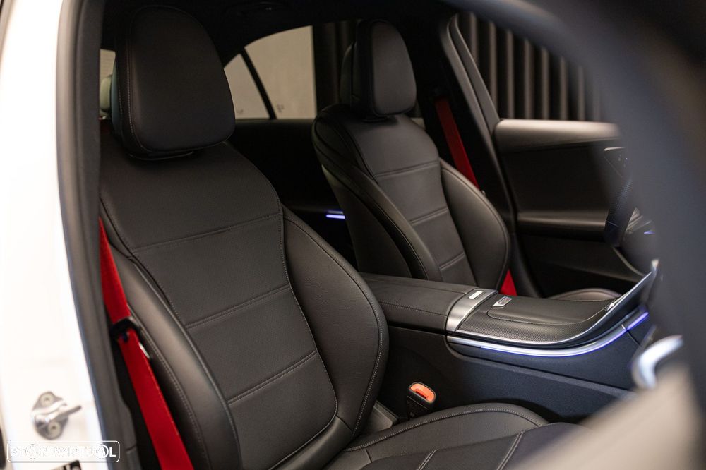 Mercedes-Benz C 300 e AMG Line - 51