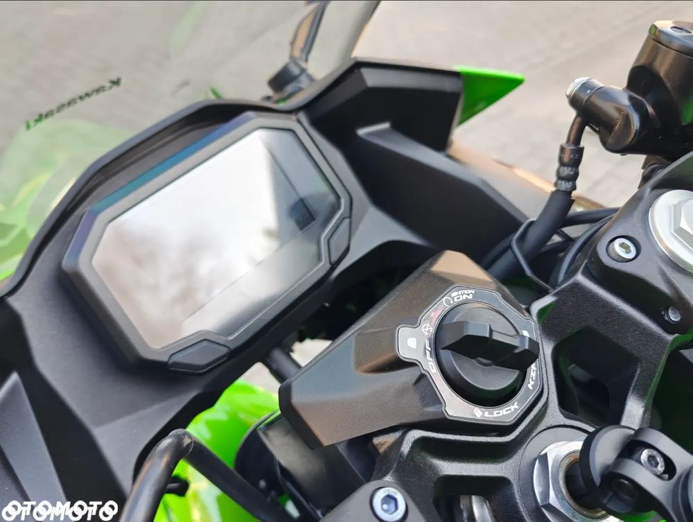 Kawasaki Ninja 500 - 10