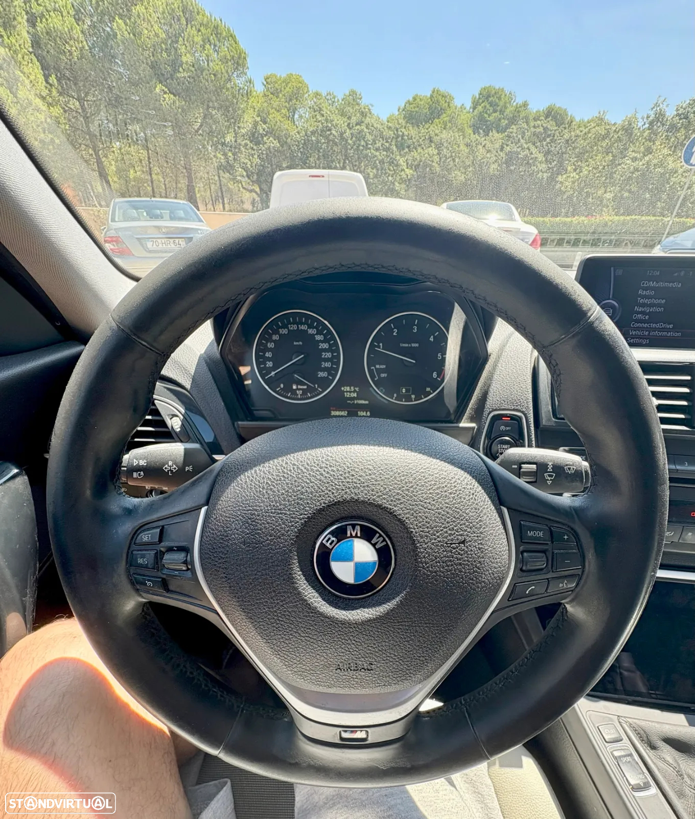 BMW 118 d Line Urban - 10