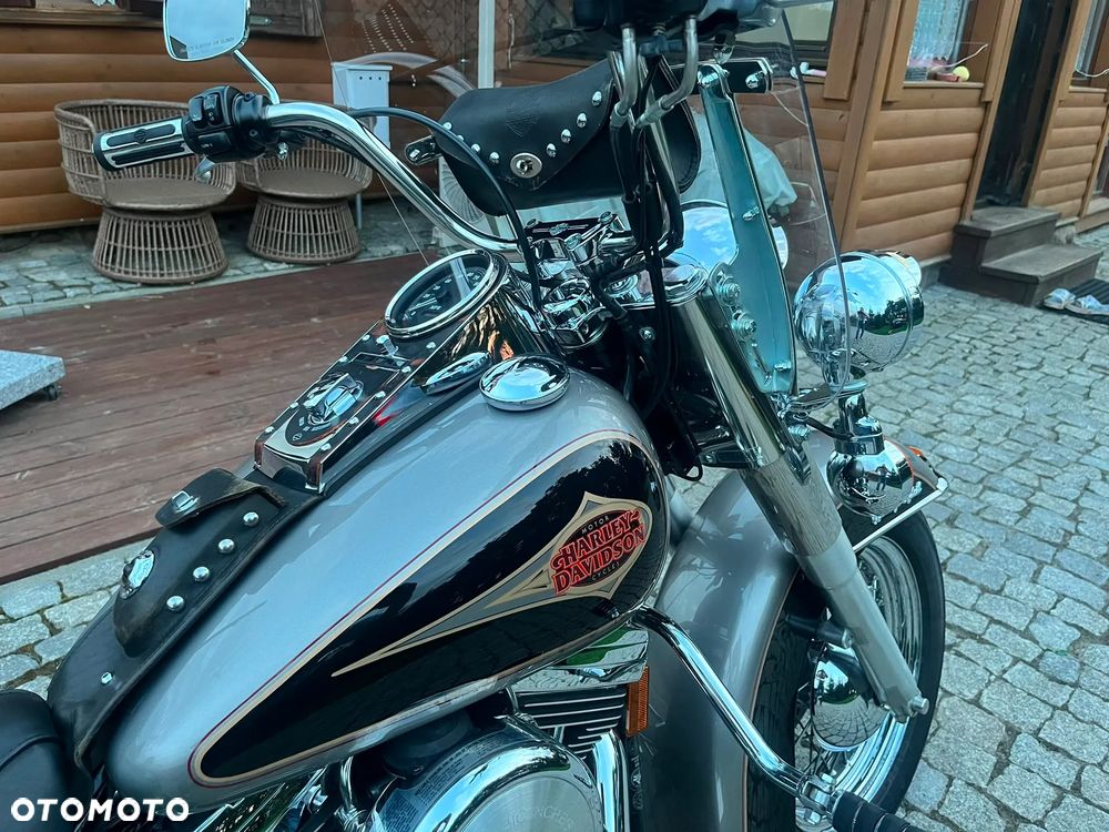 Harley-Davidson Softail Heritage Classic - 16
