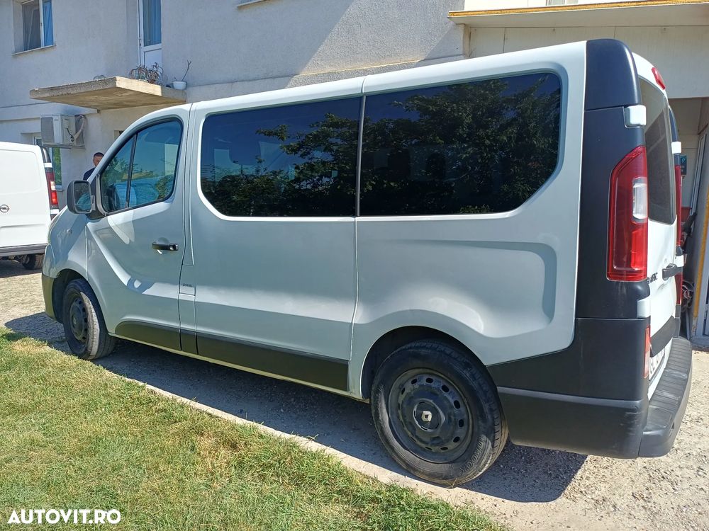 Renault Trafic Combi L1H1 8+1 Authentique - 6