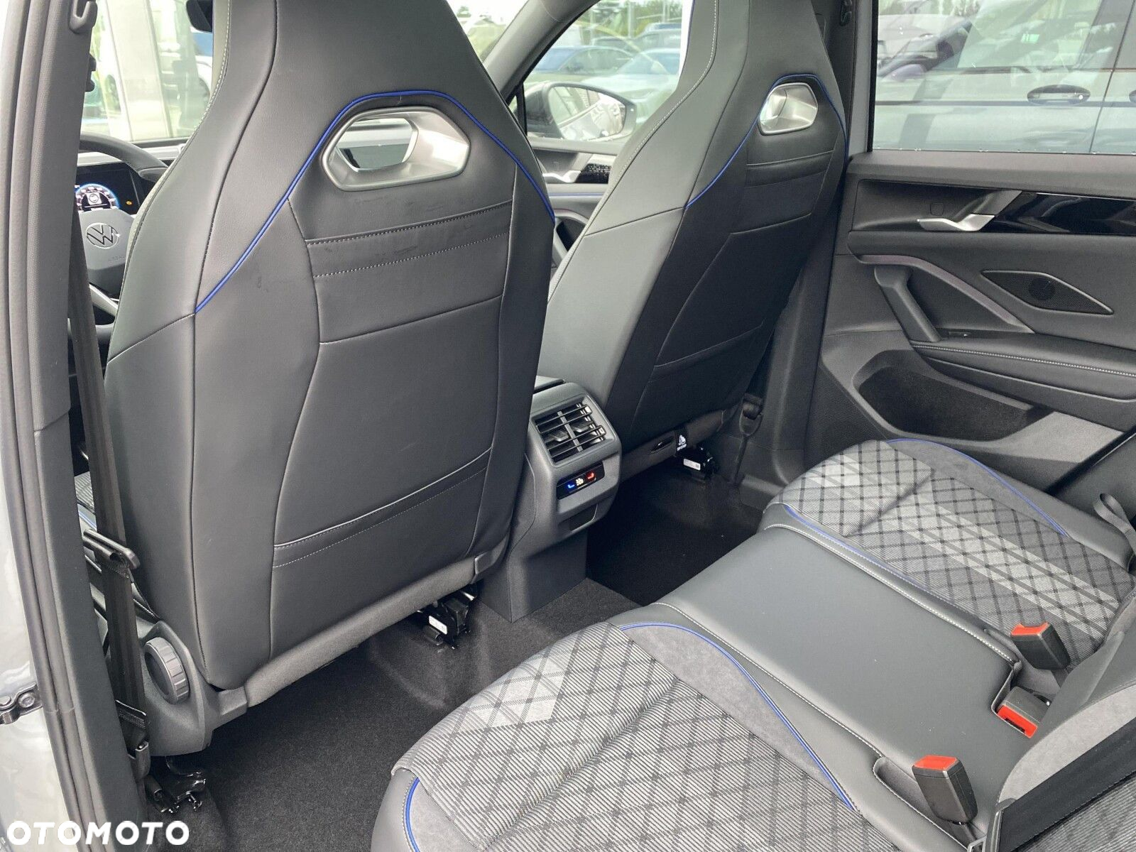 Volkswagen Tiguan - 20
