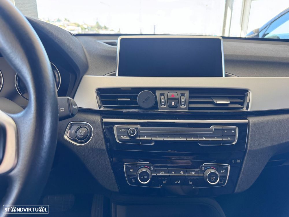 BMW X1 16 d sDrive Line Sport Auto - 18