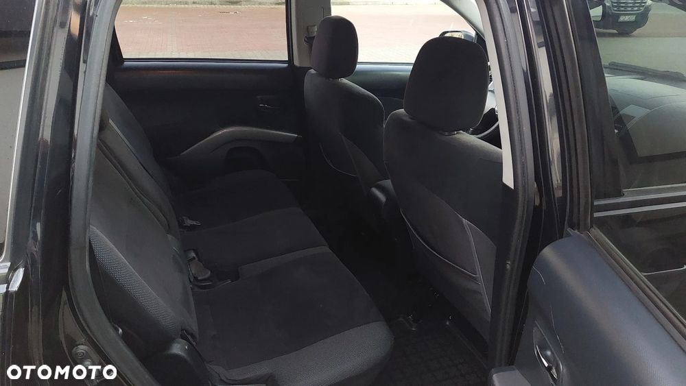 Mitsubishi Outlander 2.0 DID Intense - 8