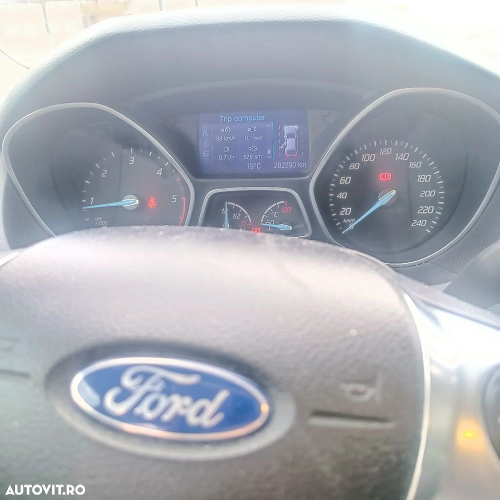 Ford Focus 2.0 TDCI DPF Trend - 13