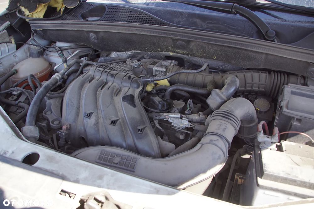 Auto na części - Dacia Dokker 1.6 SCE 102 KM H4M738 JR5076 DV369 2016R Silnik Skrzynia Drzwi Błotnik Lampa Lusterko Klamka Szyba Deska Kokpit Sterownik Moduł Czujnik Licznik Panel Kierownica - 18