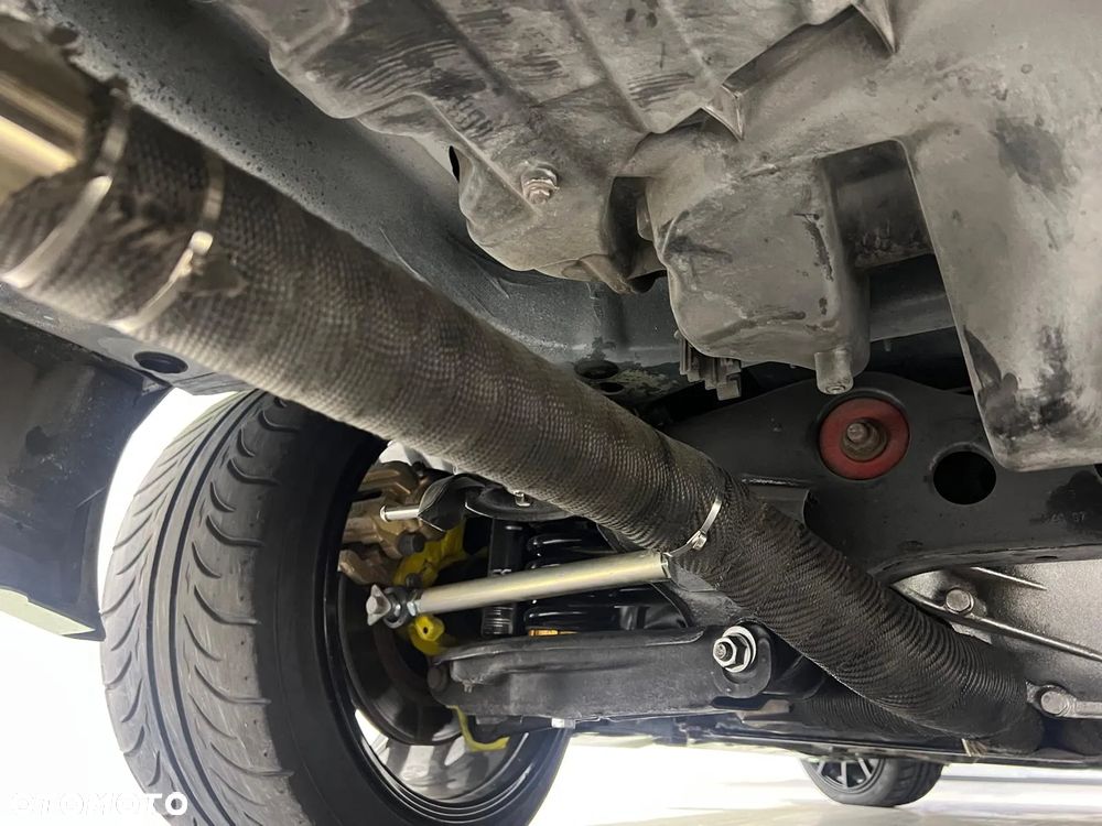 BMW Seria 3 335i - 35
